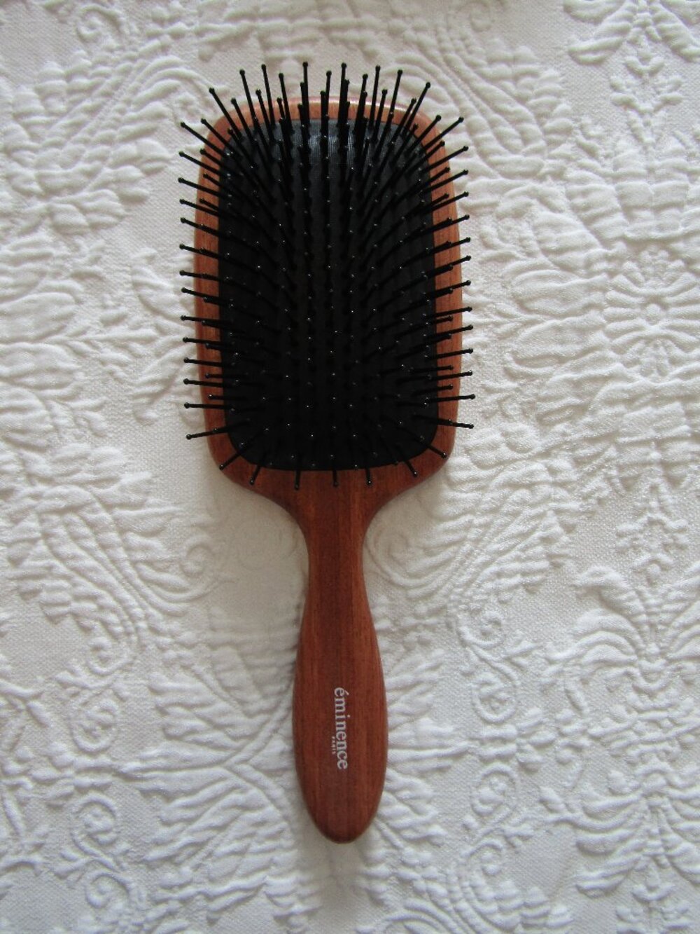 Eminence Paris Wooden Handle Untangling & Smoothing  Brush--NIB